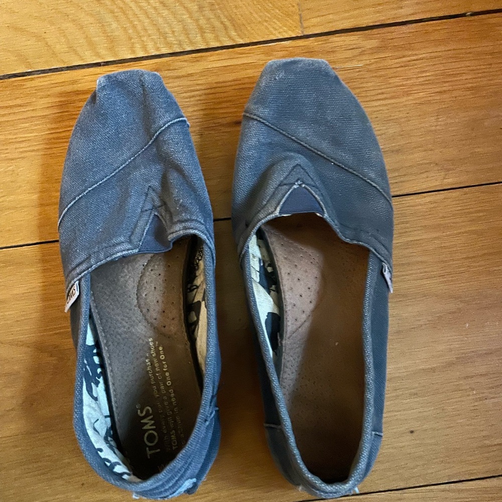 TOMS Women's Casual Blue Slip-On Shoes